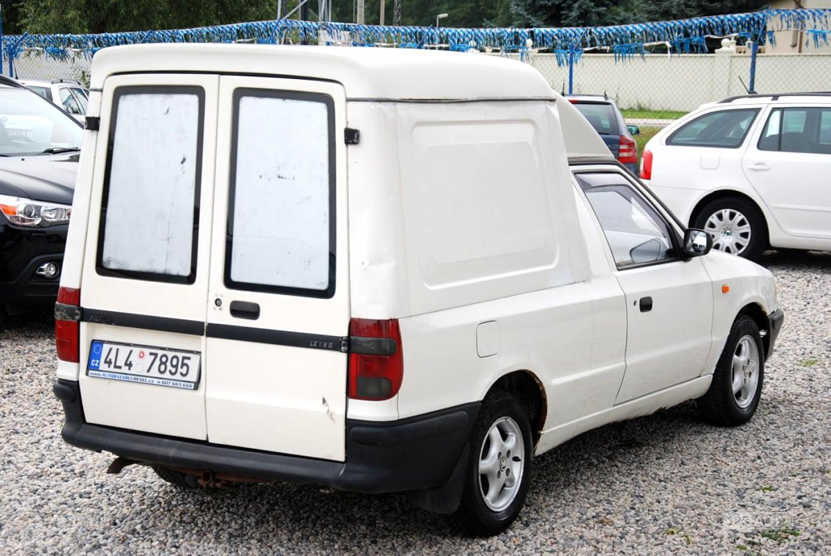 Škoda Felicia Pick-Up, 1996 - pohled č. 3