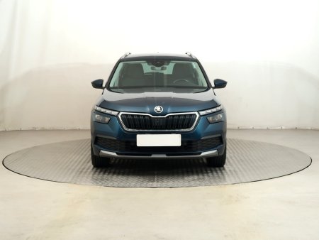 Škoda Kamiq, 2020 - pohled č. 2