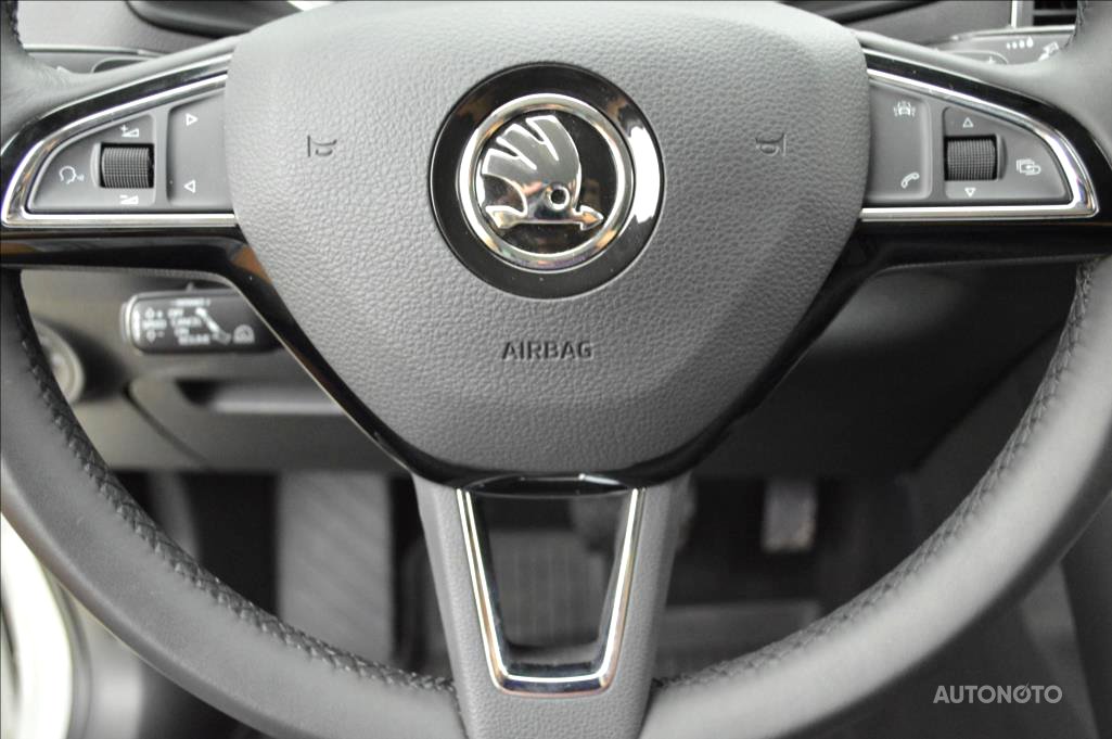 Škoda Karoq, 2017 - pohled č. 10