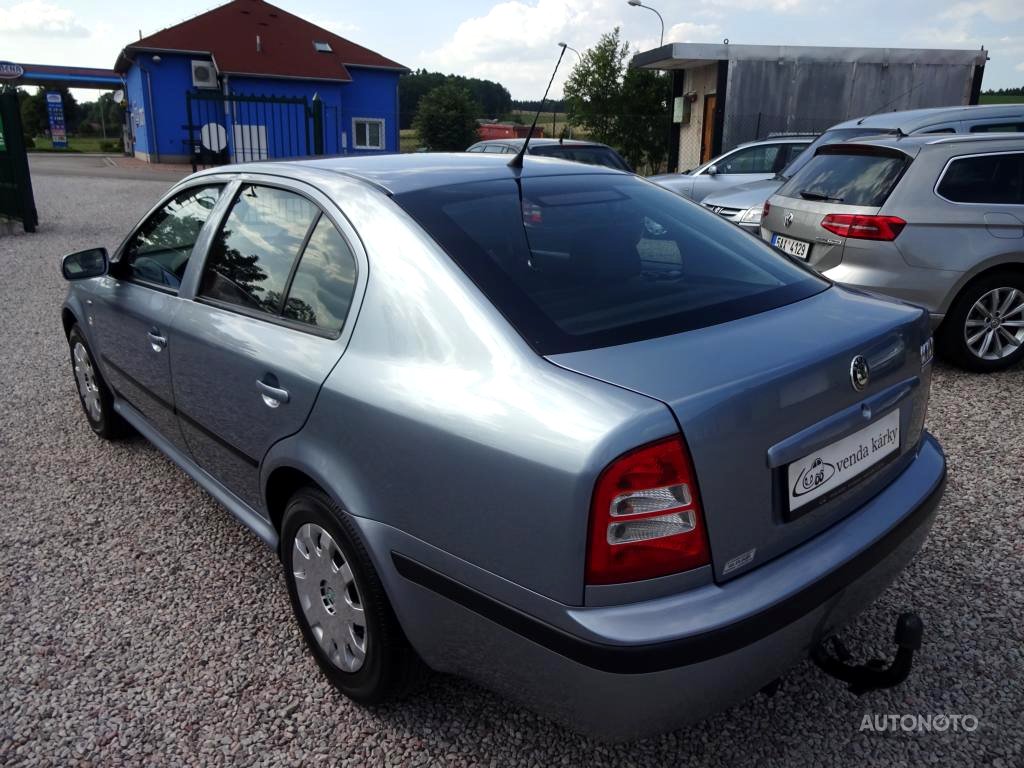 Škoda Octavia 1,6i Ambiente,, 2004 - pohled č. 7