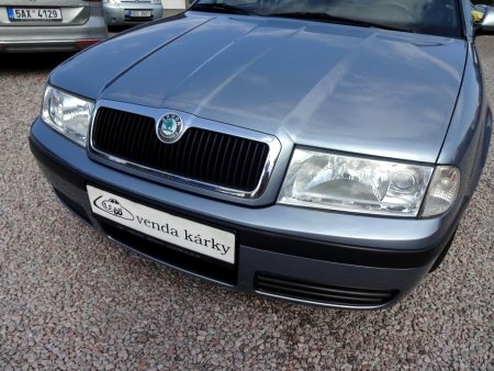 Škoda Octavia 1,6i Ambiente,, 2004 - pohled č. 3