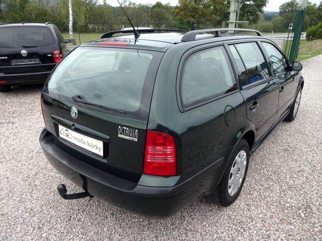 Škoda Octavia 1,6i combi,, 2002 - pohled č. 9