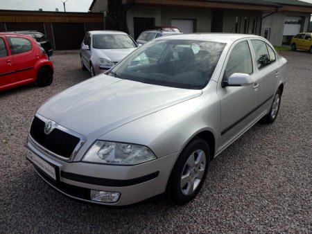 Škoda Octavia 1,6MPi Ambiente,, 2006 - pohled č. 3