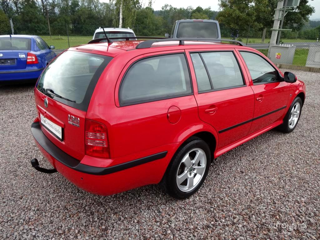 Škoda Octavia 1,9TDi combi  Tour,, 2010 - pohled č. 10