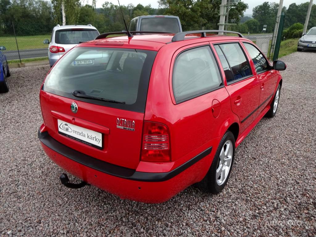 Škoda Octavia 1,9TDi combi  Tour,, 2010 - pohled č. 9