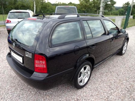 Škoda Octavia 1,9TDi combi,, 2006 - pohled č. 10