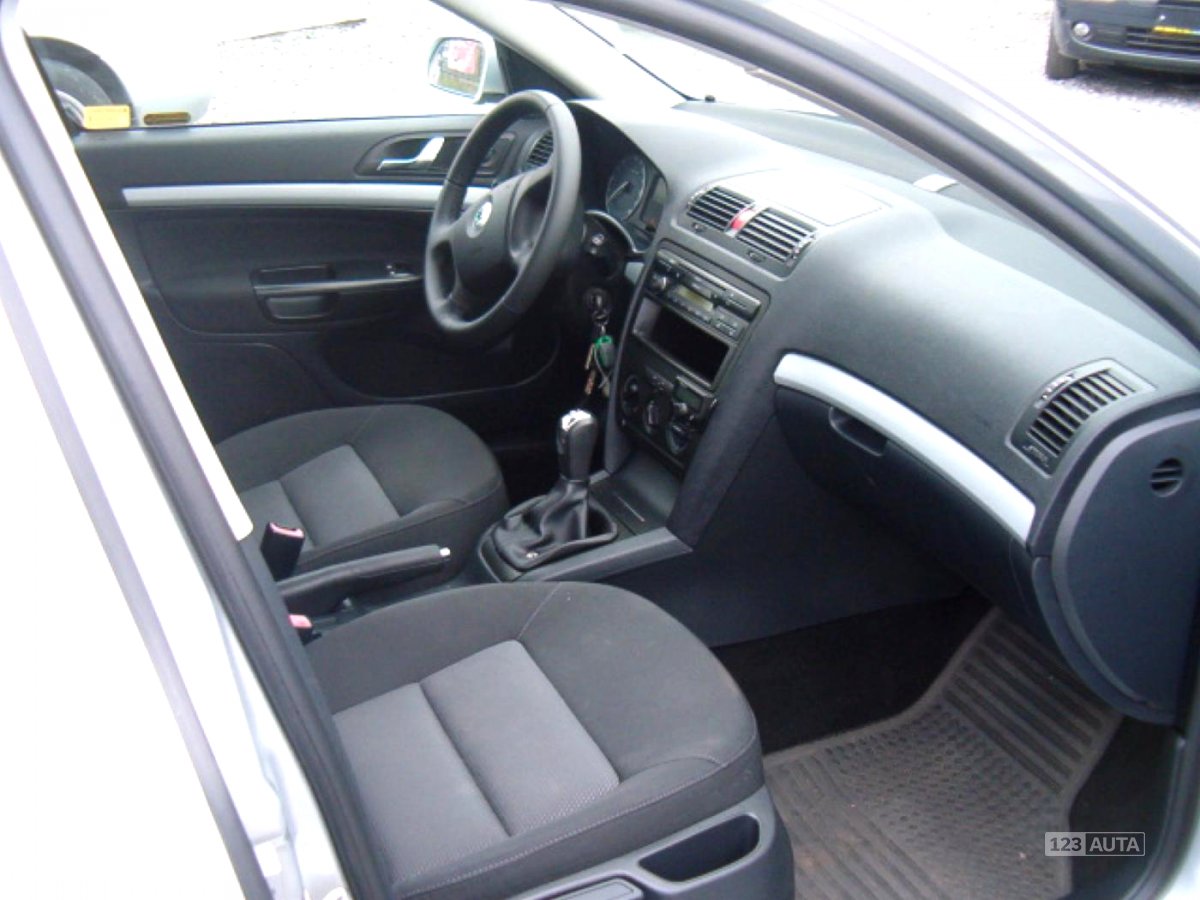 Škoda Octavia II, 2008 - pohled č. 7