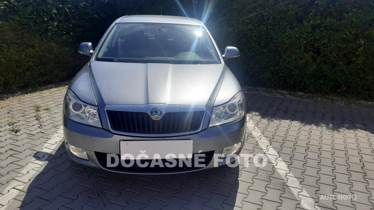 Škoda Octavia II, 2012 - pohled č. 2