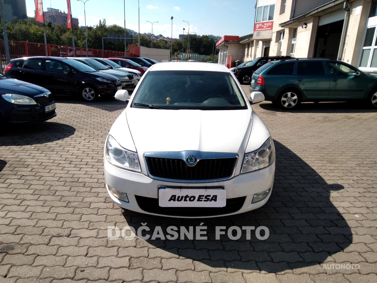 Škoda Octavia II, 2011 - pohled č. 2