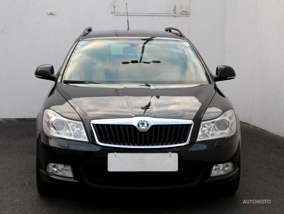 Škoda Octavia II, 2012 - pohled č. 2
