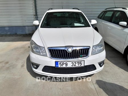 Škoda Octavia II, 2010 - pohled č. 2