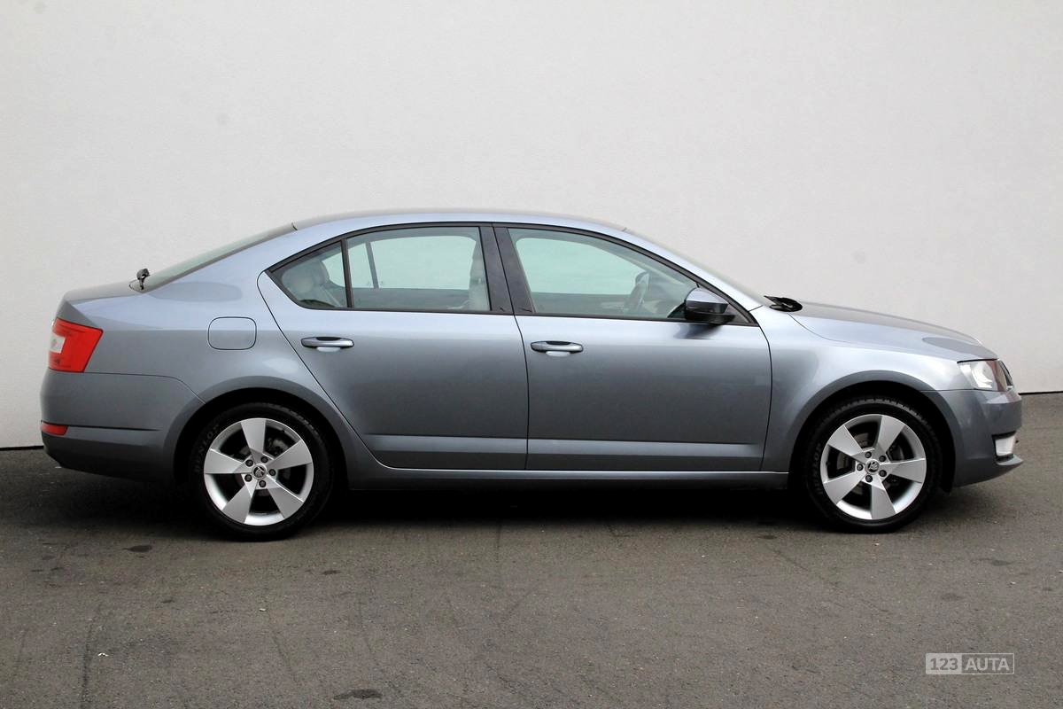 Škoda Octavia III, 2013 - pohled č. 4