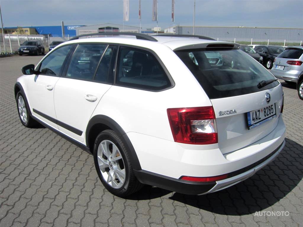 Volkswagen Tiguan, 2018 - pohled č. 3