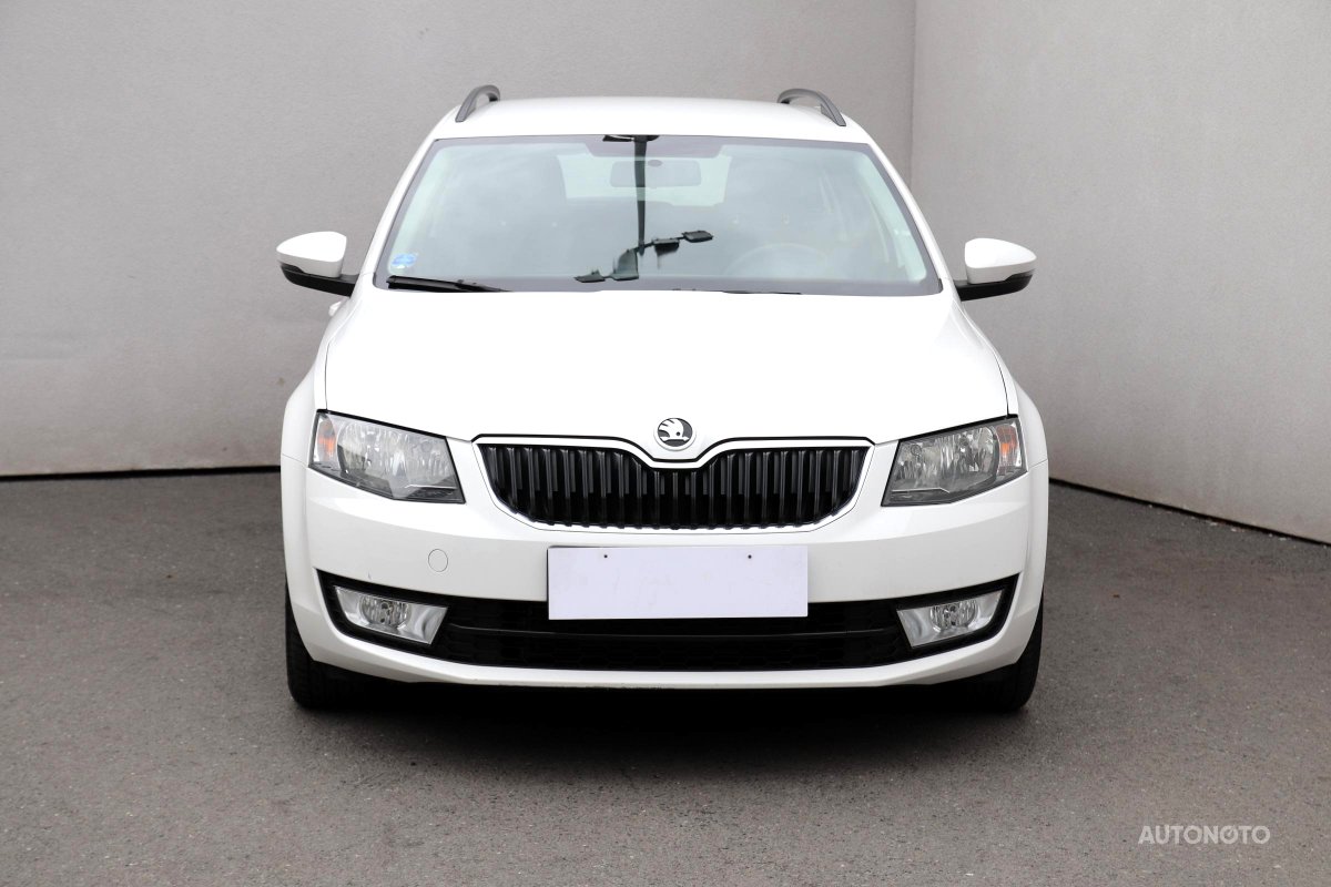 Škoda Octavia III, 2016 - pohled č. 2