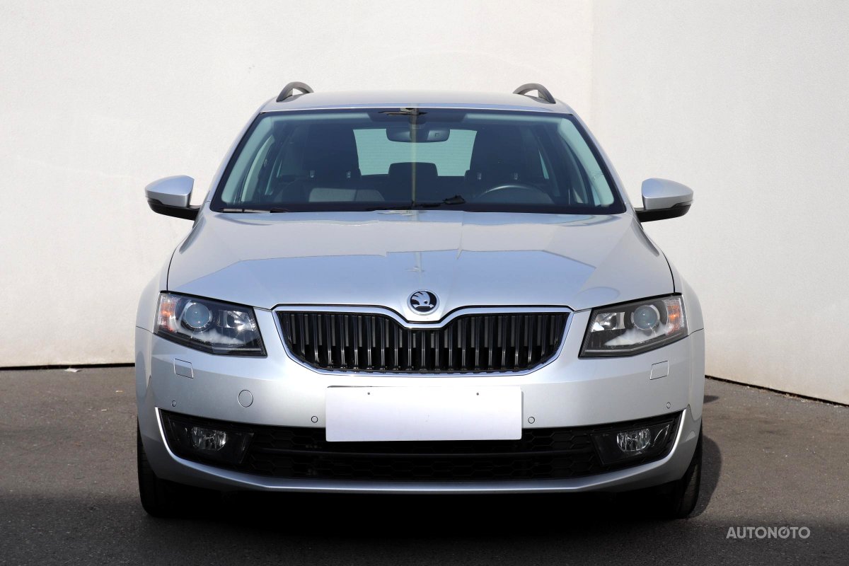 Škoda Octavia III, 2016 - pohled č. 2