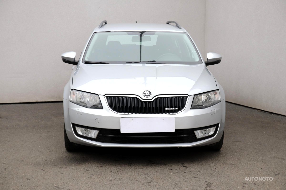 Škoda Octavia III, 2015 - pohled č. 2