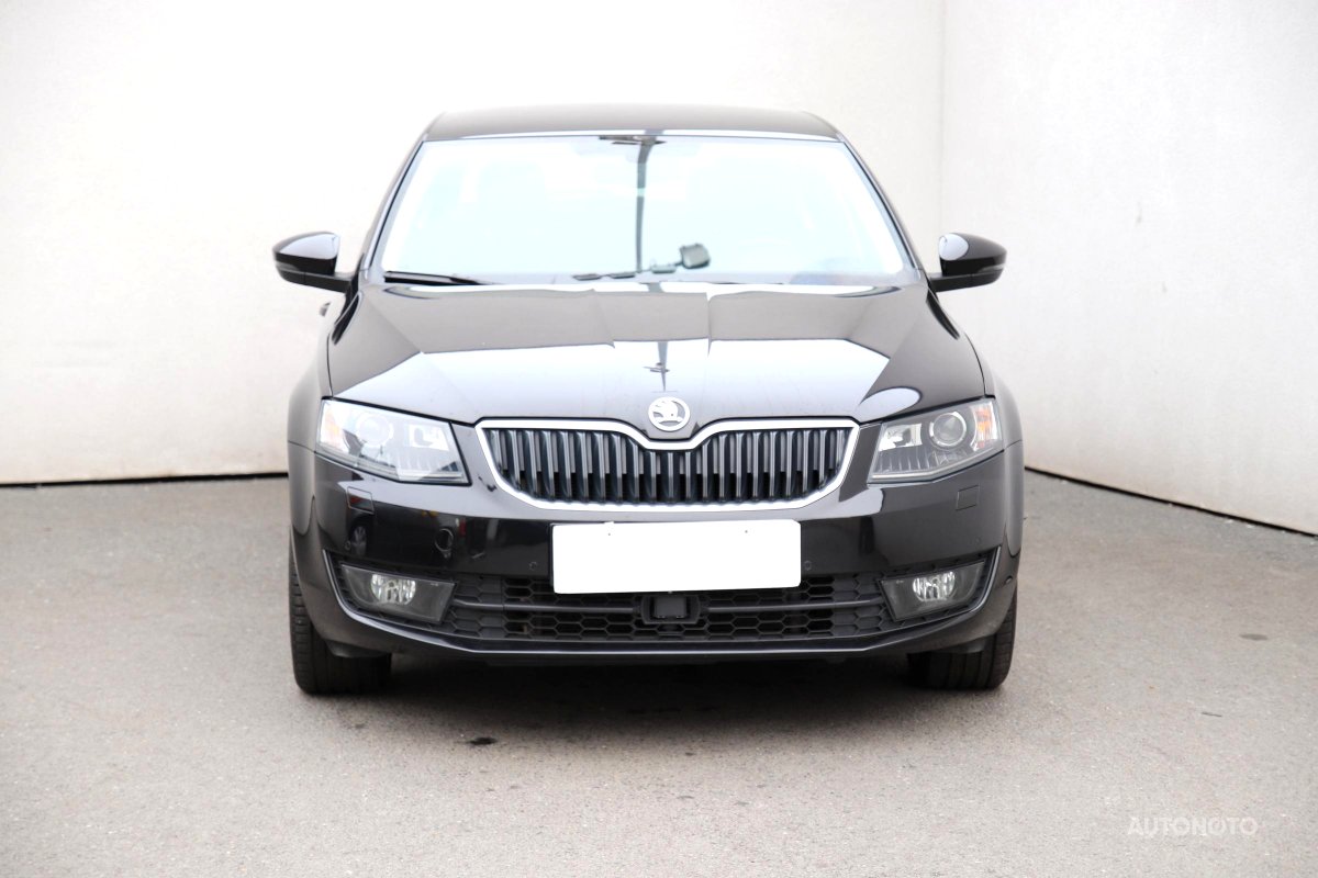 Škoda Octavia III, 2014 - pohled č. 2