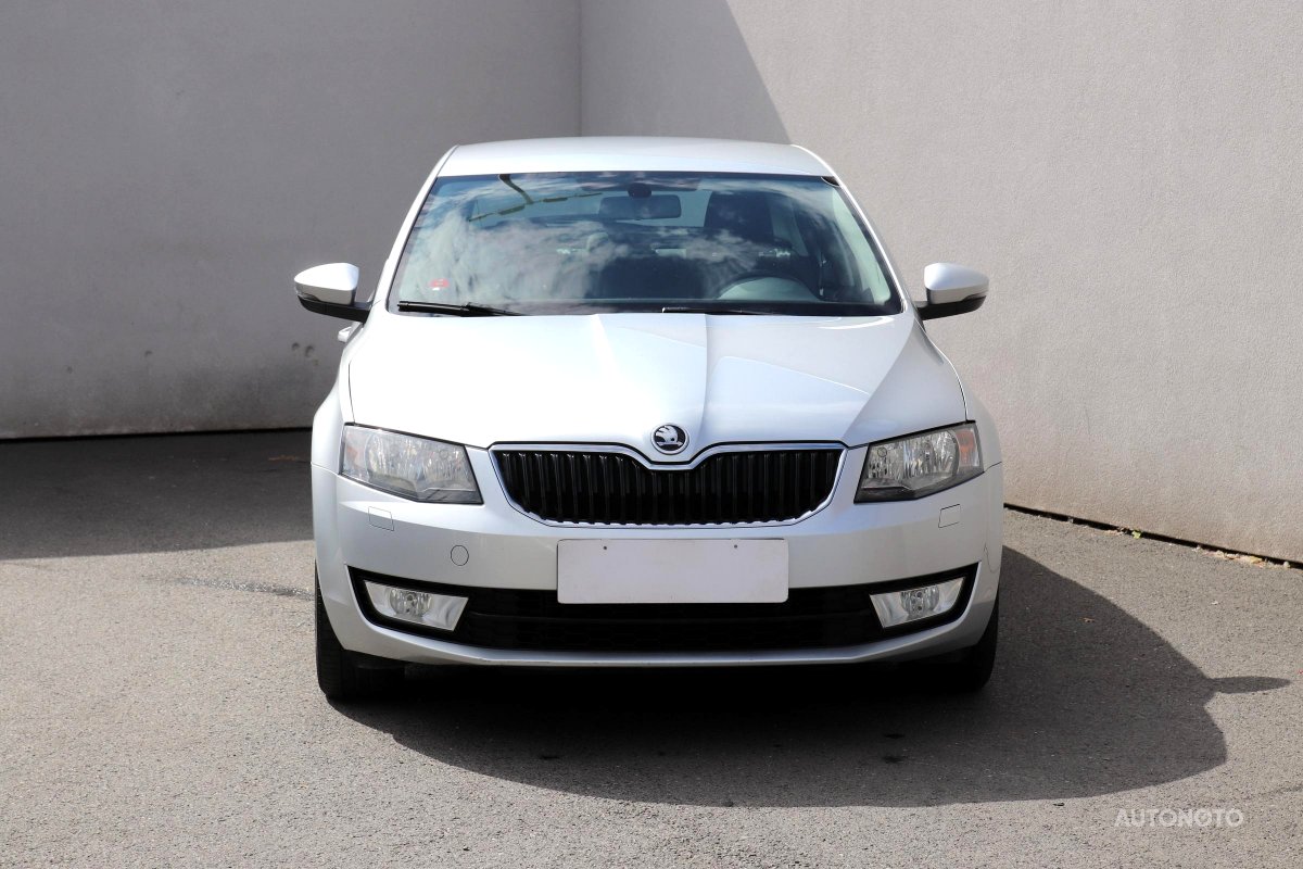 Škoda Octavia III, 2016 - pohled č. 2