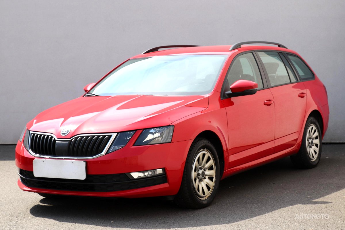 Škoda Octavia III, 2017 - pohled č. 3