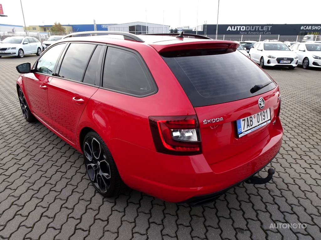 Škoda Octavia III, 2018 - pohled č. 3