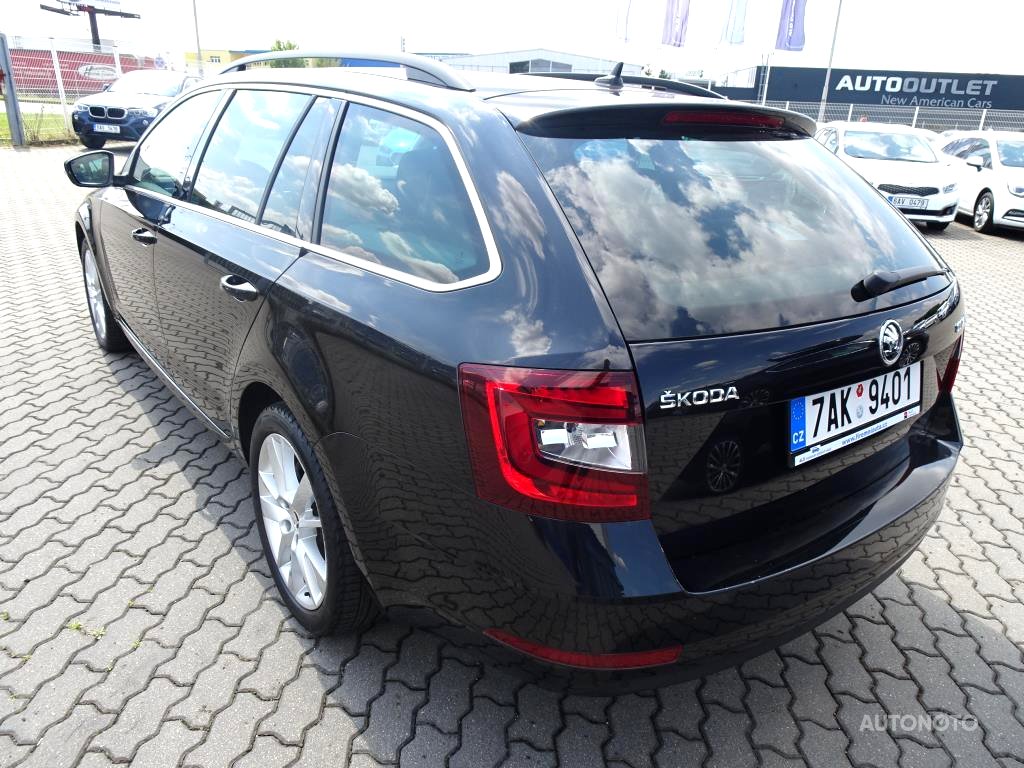 Škoda Octavia III, 2019 - pohled č. 3
