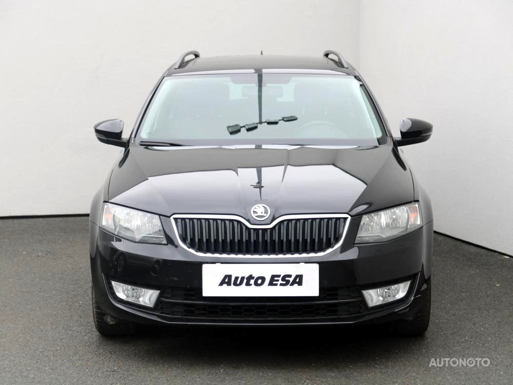 Škoda Octavia III, 2013 - pohled č. 2