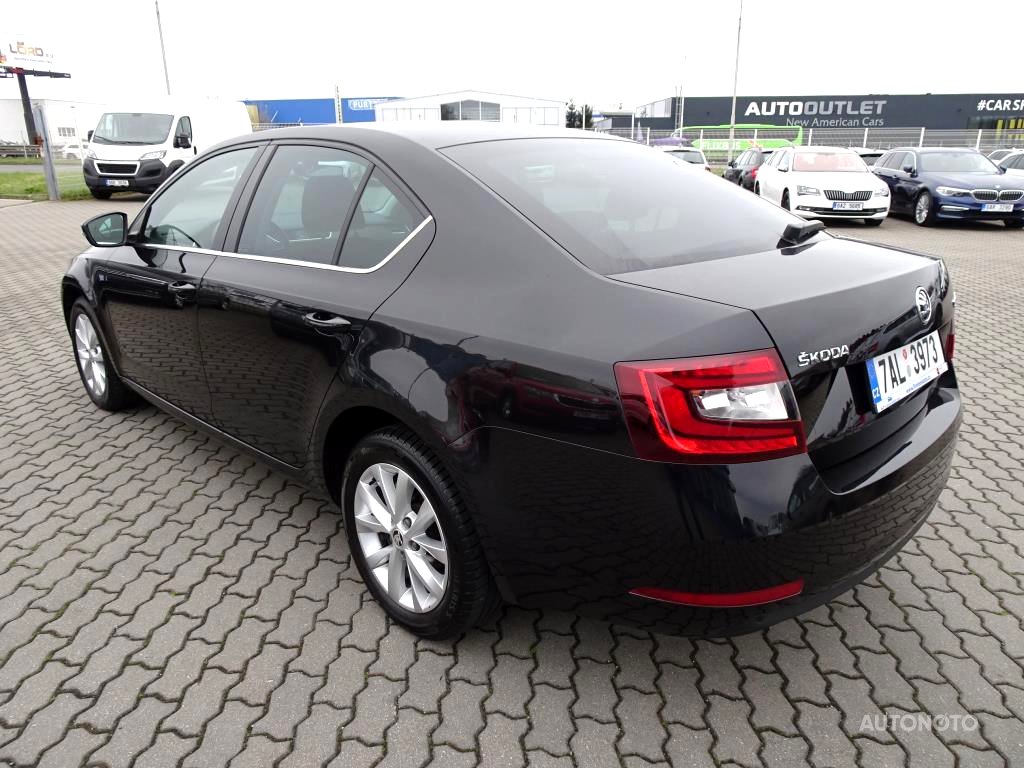 Škoda Octavia III, 2019 - pohled č. 3