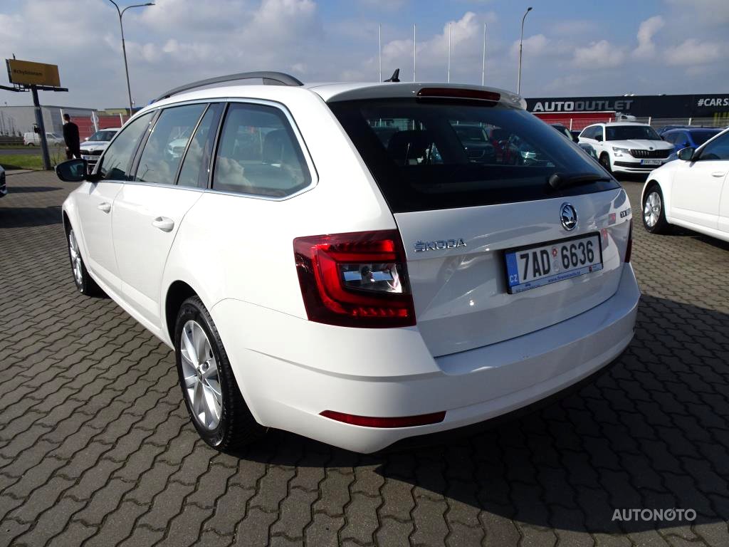 Škoda Octavia III, 2018 - pohled č. 3