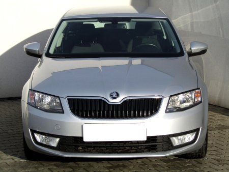Škoda Octavia III, 2015 - pohled č. 2