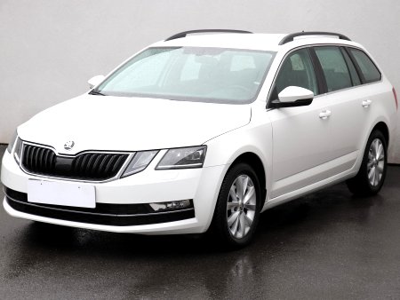 Škoda Octavia III, 2017 - pohled č. 3