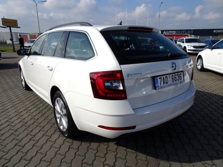 Škoda Octavia III, 2018 - pohled č. 3