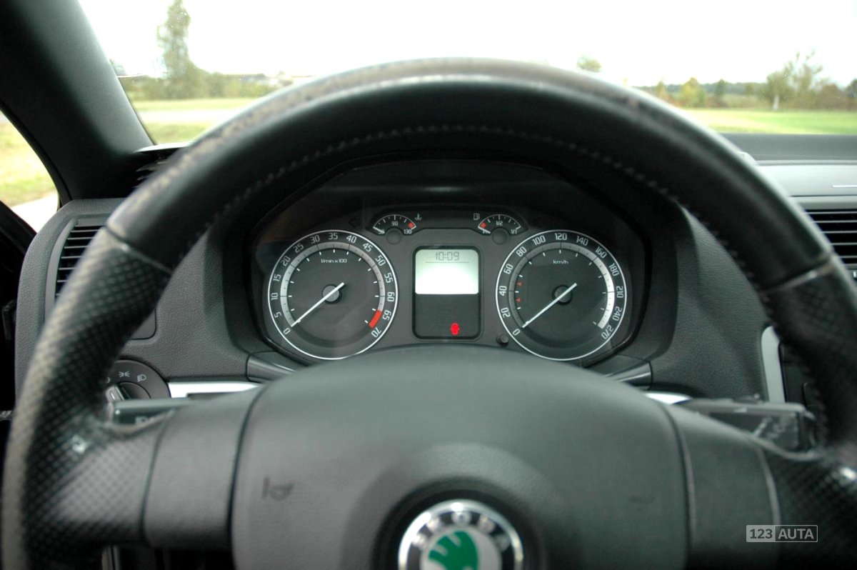 Škoda Octavia RS, 2007 - pohled č. 11