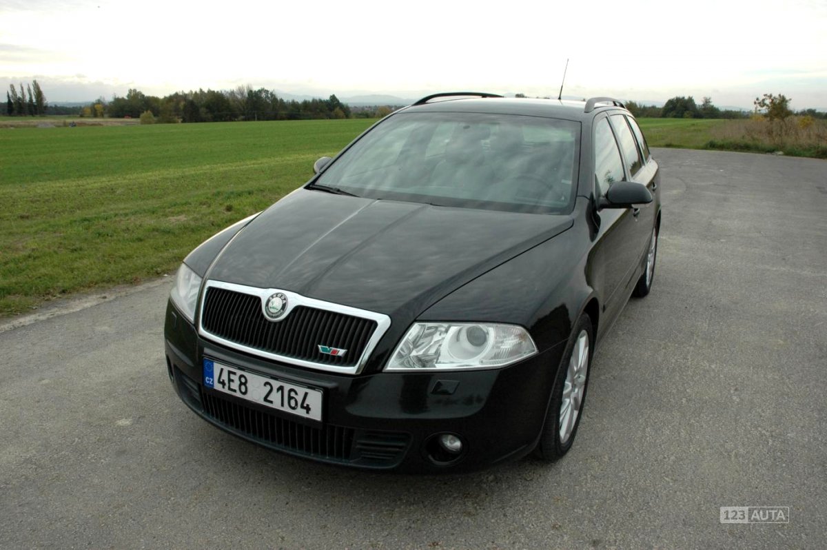 Škoda Octavia RS, 2007 - pohled č. 3