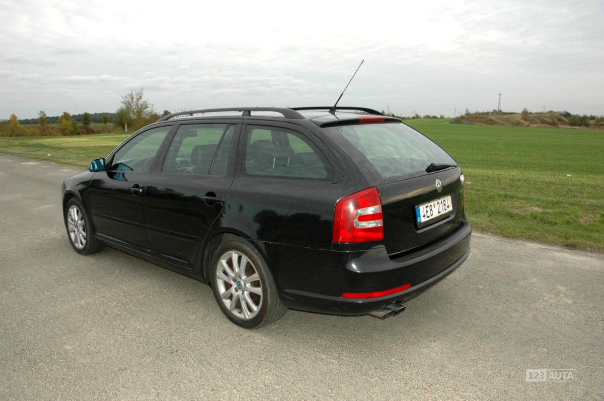 Škoda Octavia RS, 2007 - pohled č. 5