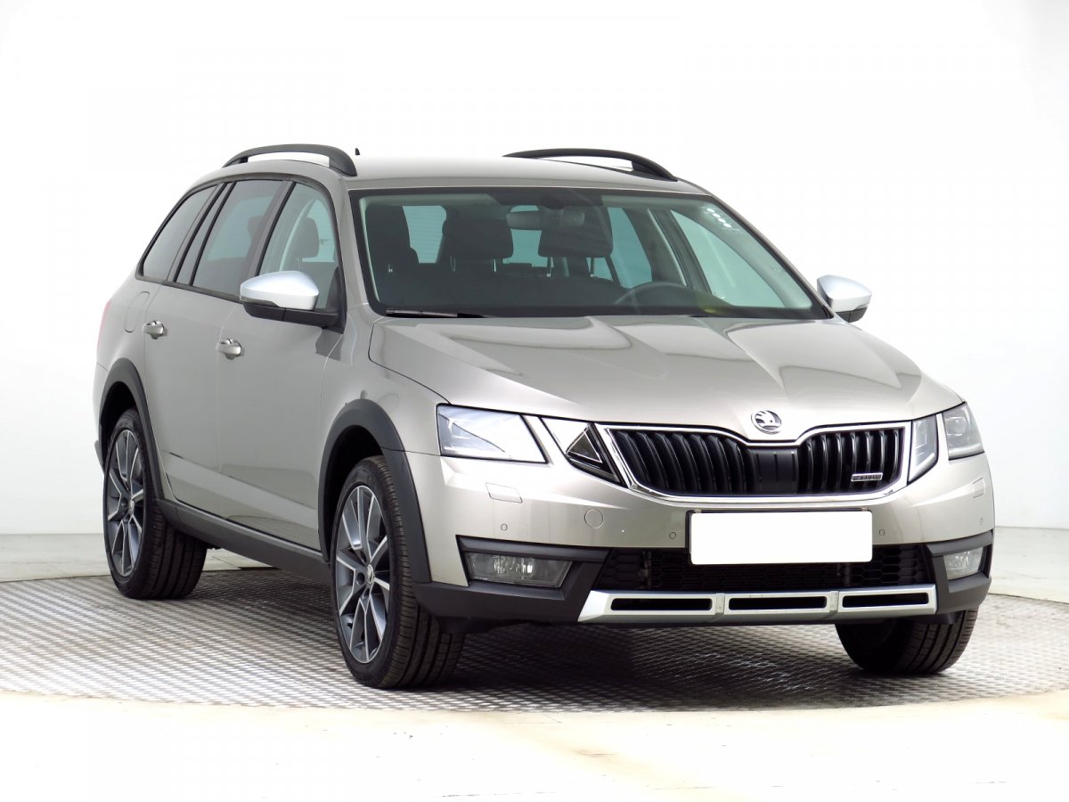 Škoda Octavia Scout, 2019 - celkový pohled