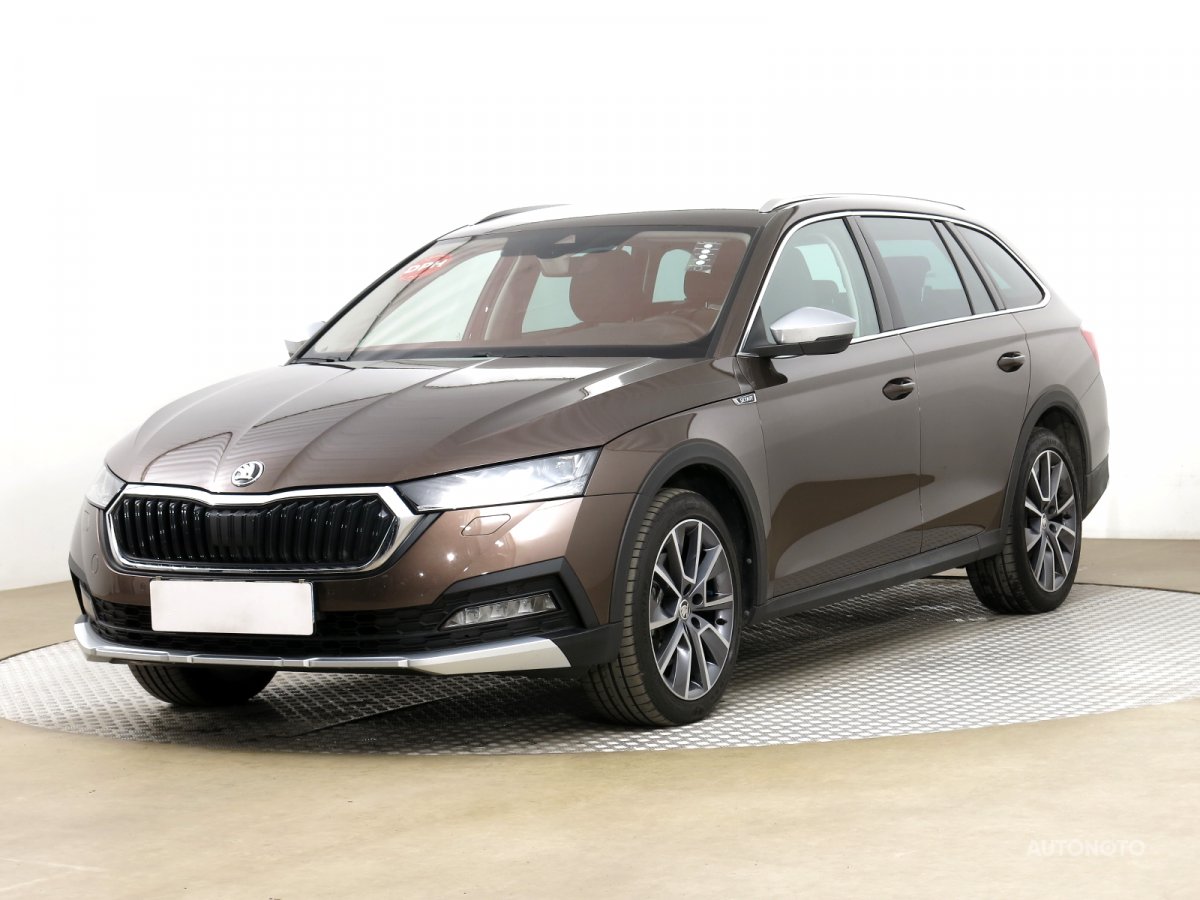 Škoda Octavia Scout, 2021 - pohled č. 3