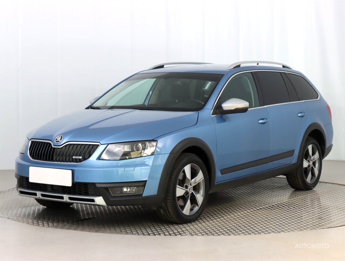 Škoda Octavia Scout, 2014 - pohled č. 3