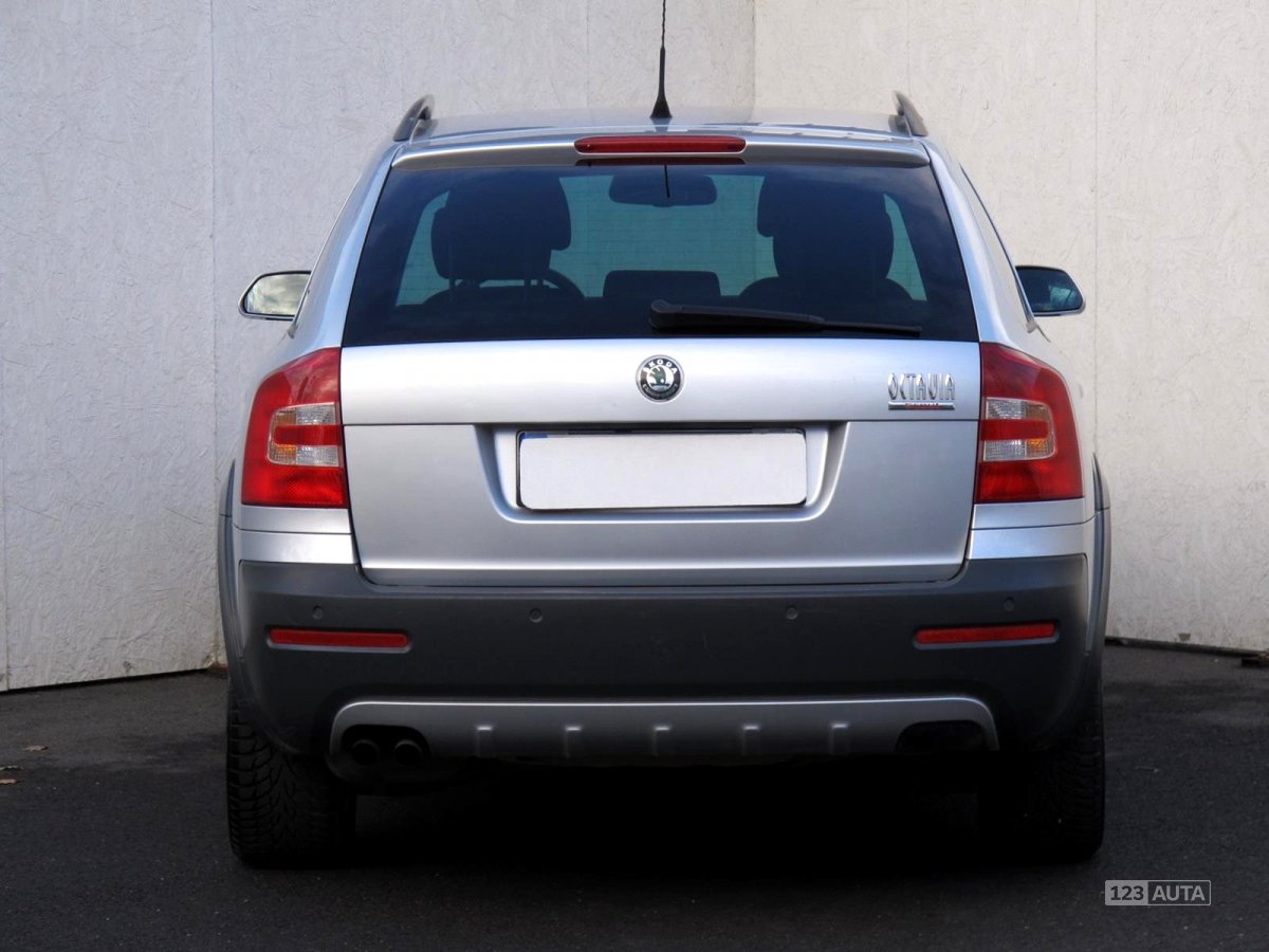 Škoda Octavia Scout, 2008 - pohled č. 6