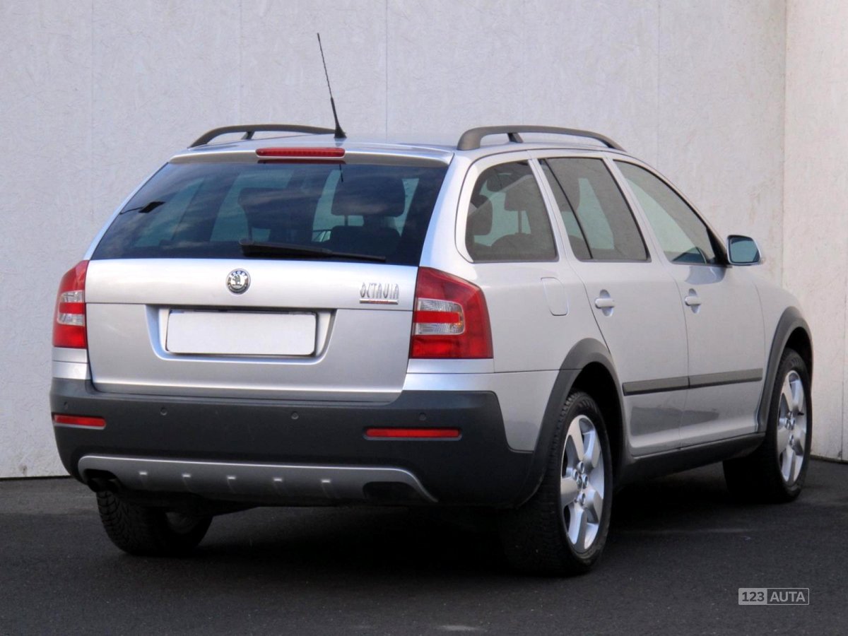 Škoda Octavia Scout, 2008 - pohled č. 7