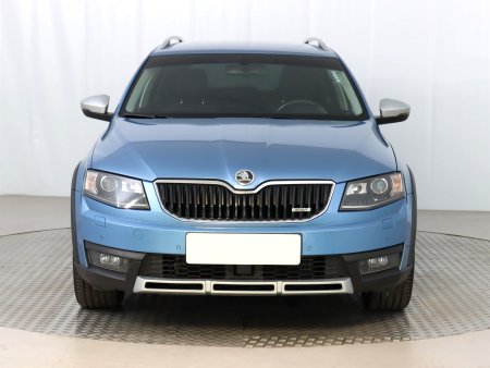 Škoda Octavia Scout, 2014 - pohled č. 2