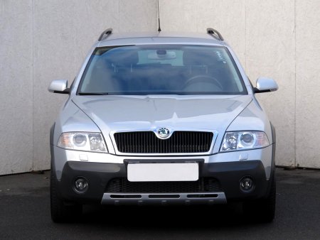 Škoda Octavia Scout, 2008 - pohled č. 2