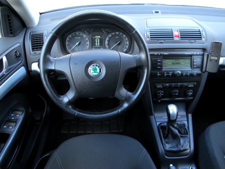 Škoda Octavia Scout, 2008 - pohled č. 9
