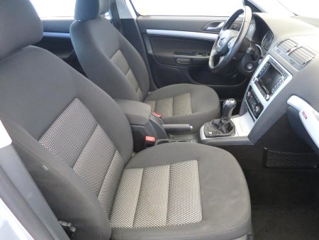 Škoda Octavia Scout, 2011 - pohled č. 12