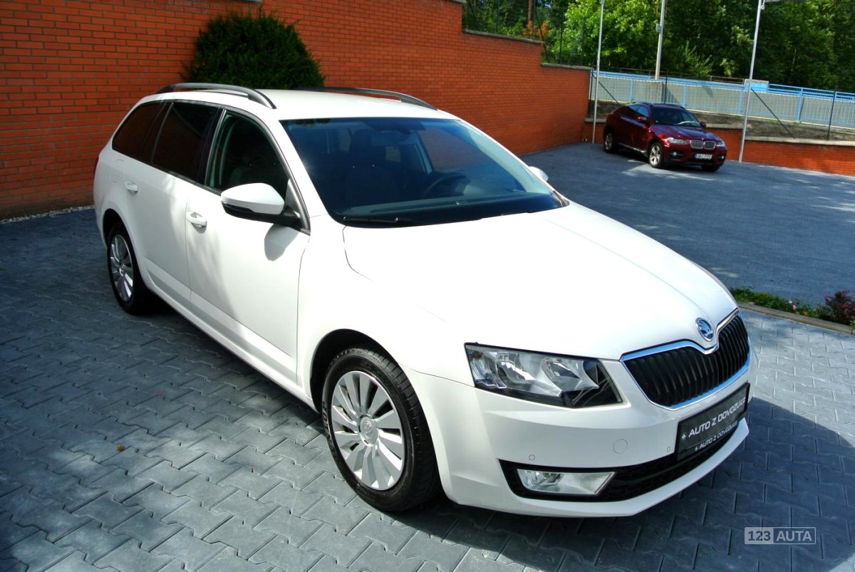 Škoda Octavia, 2013 - pohled č. 4