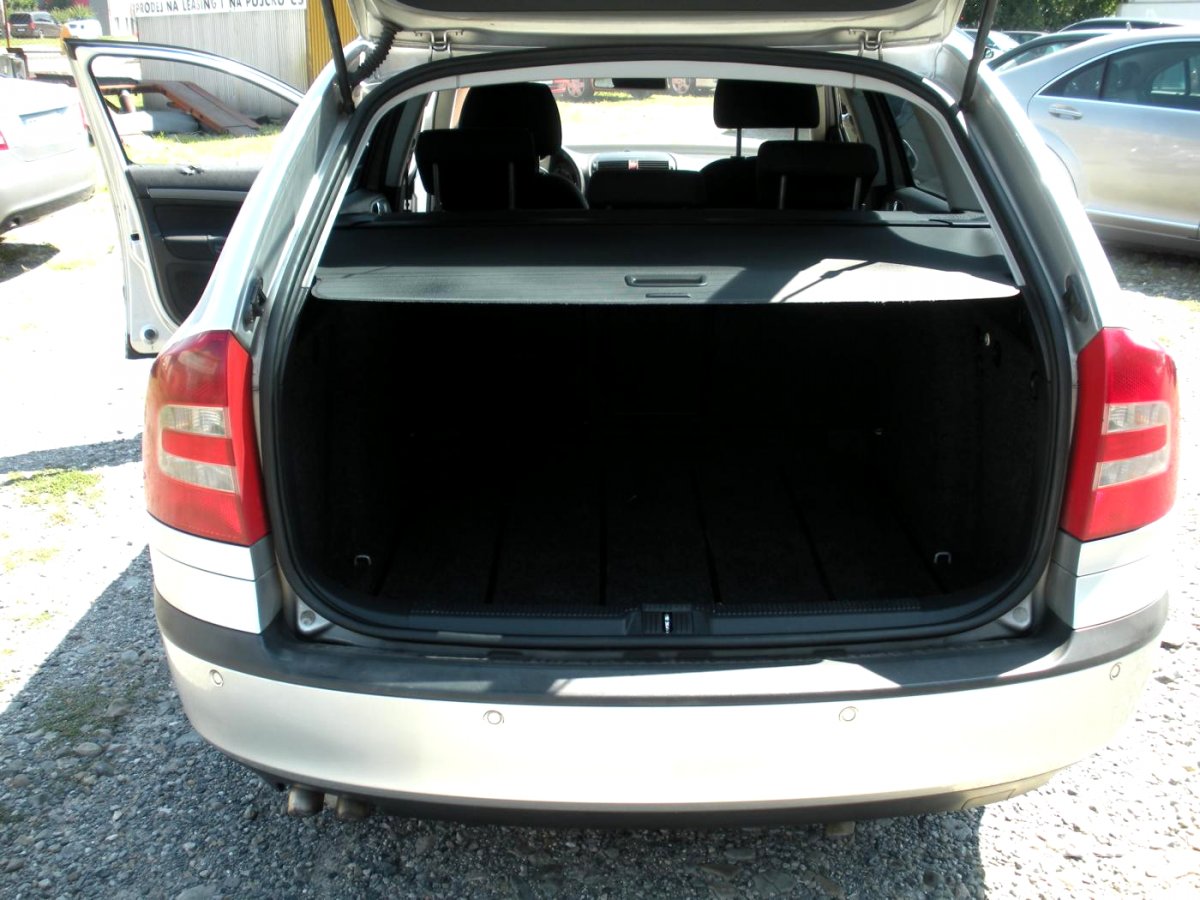Škoda Octavia, 2006 - pohled č. 10