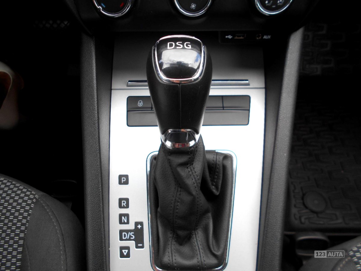 Škoda Octavia, 2014 - pohled č. 9