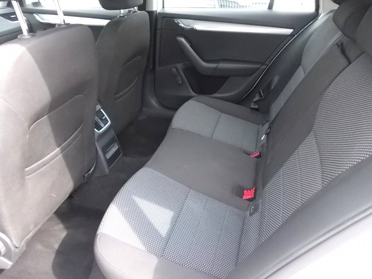 Škoda Octavia, 2013 - pohled č. 12