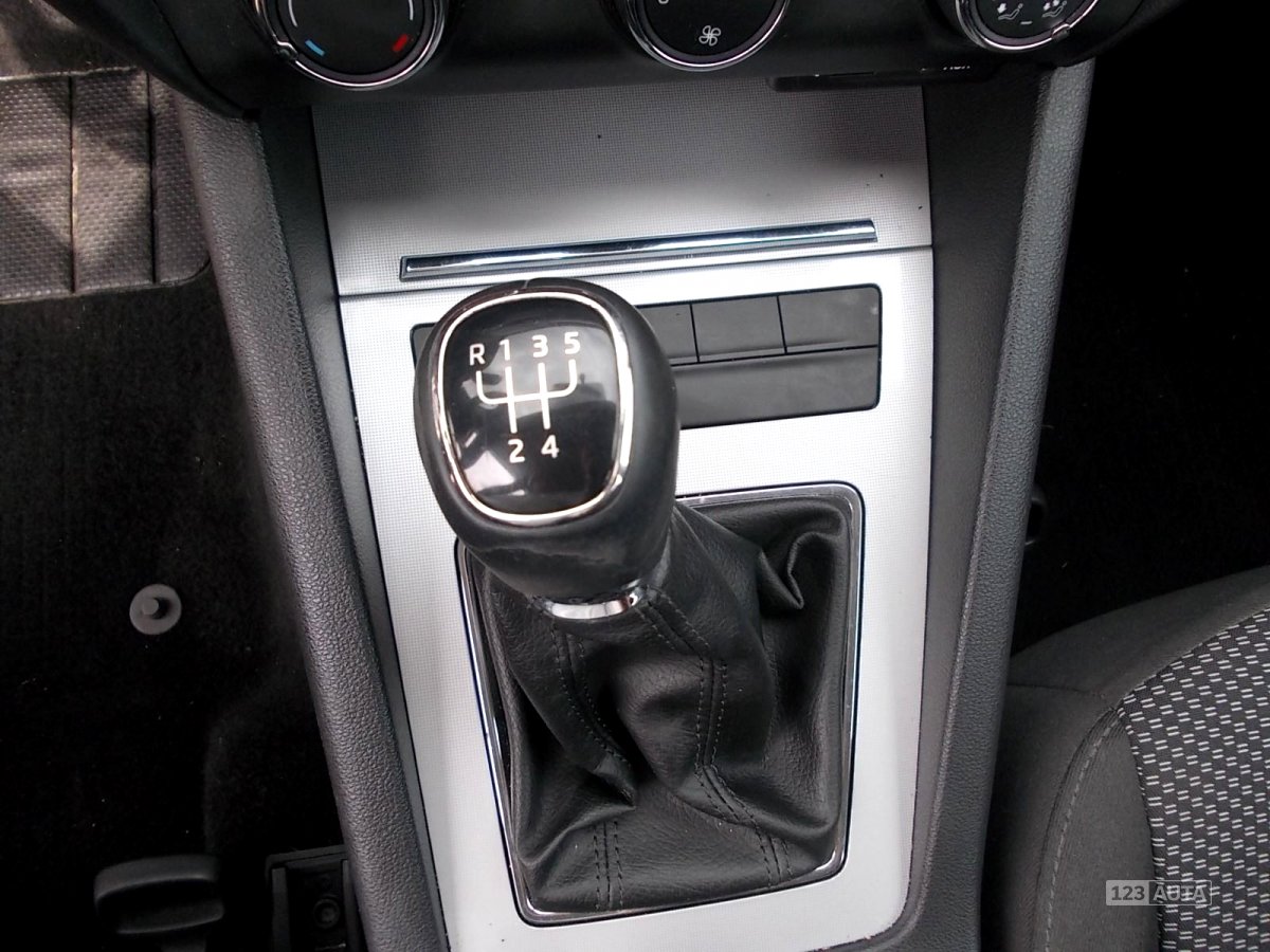 Škoda Octavia, 2013 - pohled č. 17