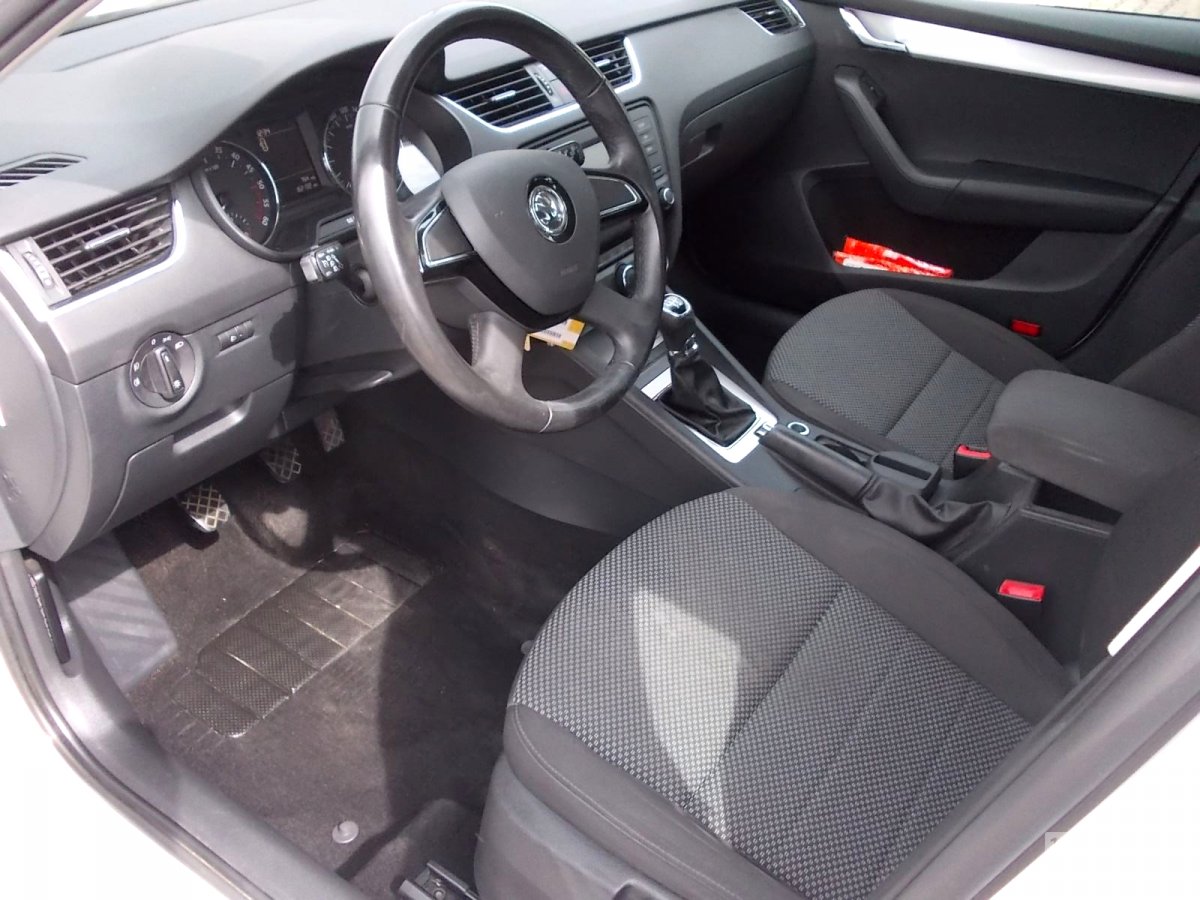 Škoda Octavia, 2013 - pohled č. 5