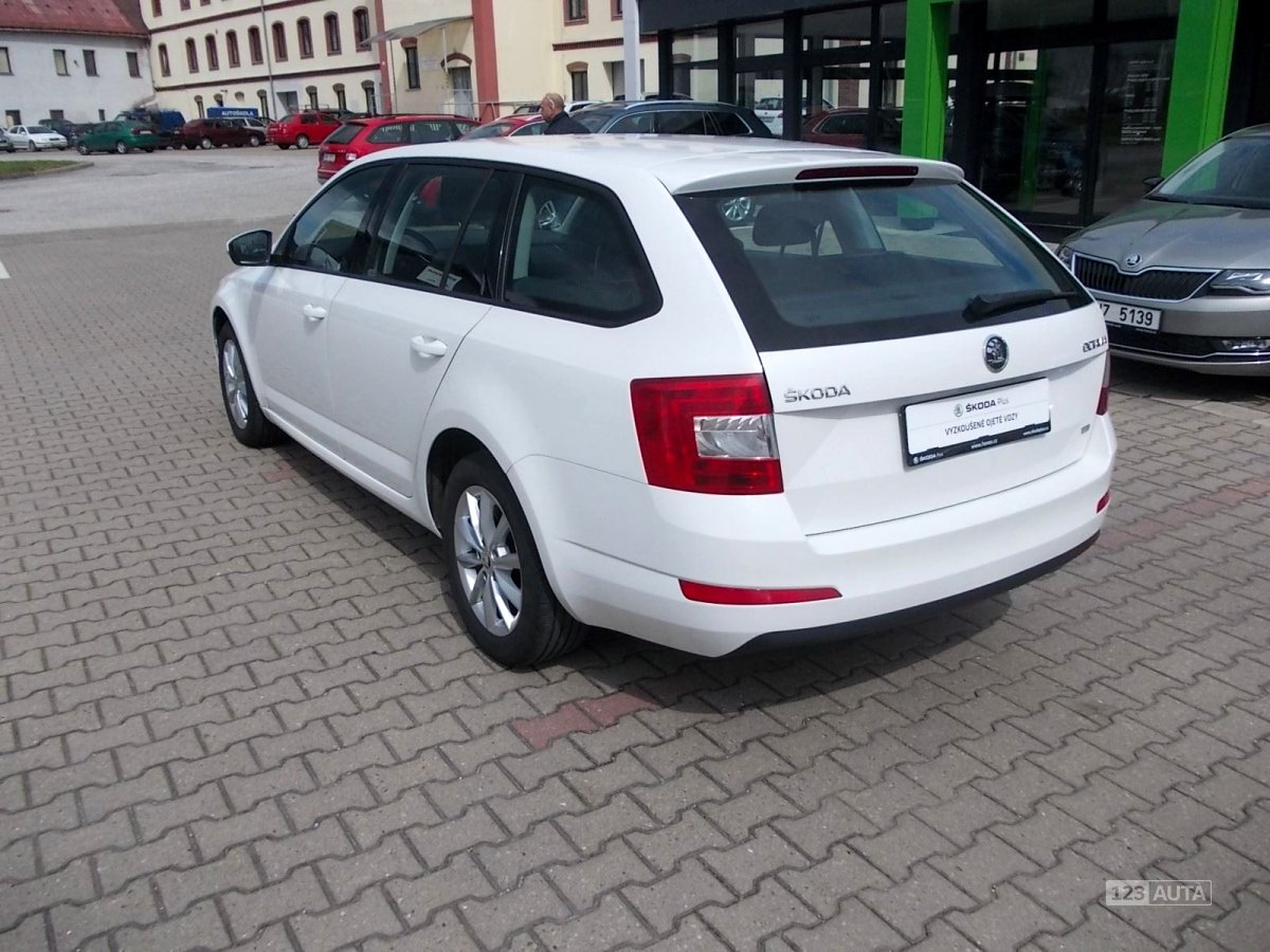 Škoda Octavia, 2013 - pohled č. 6